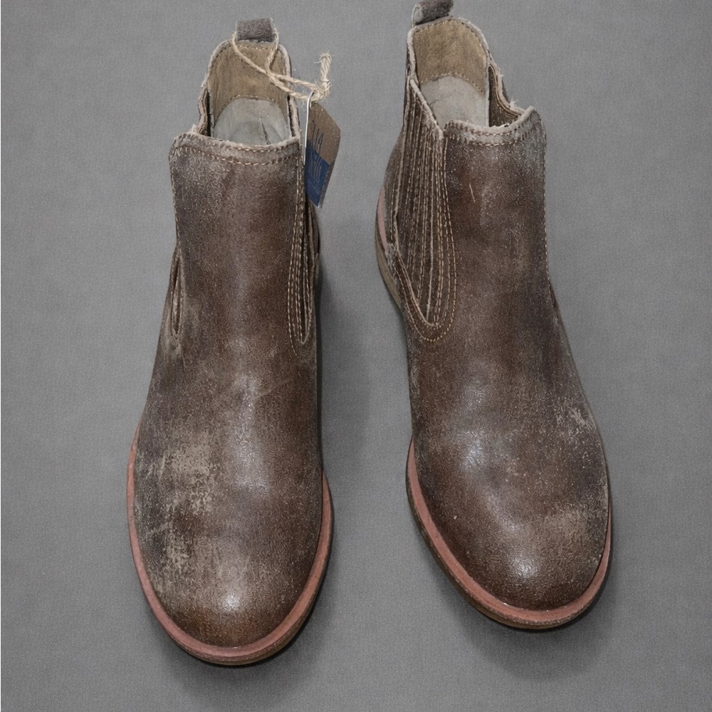 Aqua Soft Waterproof Leather Seam Sealed boots